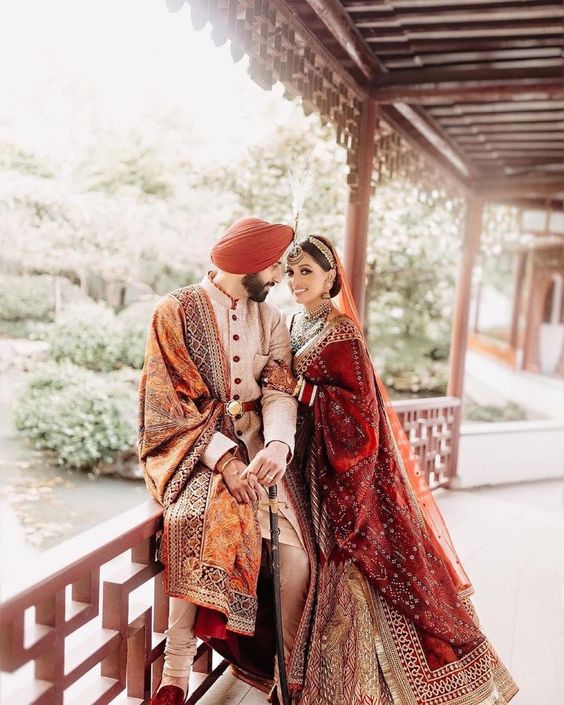 Adorable Bangalore Wedding With The Bride In Glam Outfits | WedMeGood