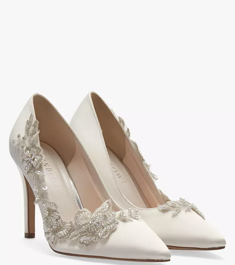 20 Popular Designer Wedding Shoes For Chic Brides - Eternity UK